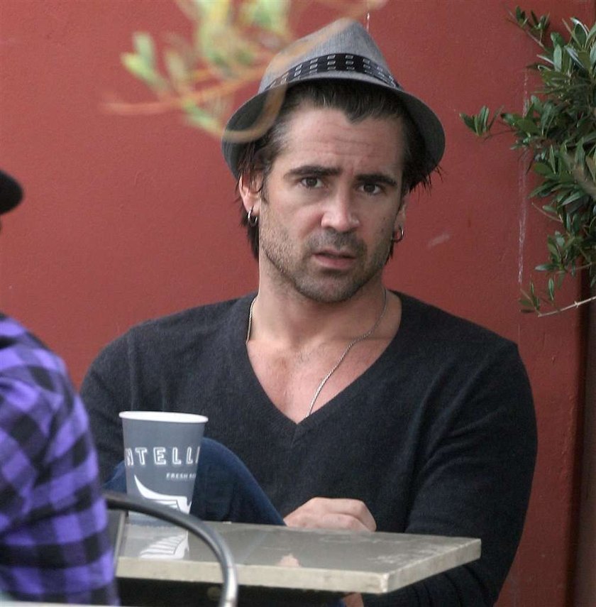 Colin Farrell na kawie z...