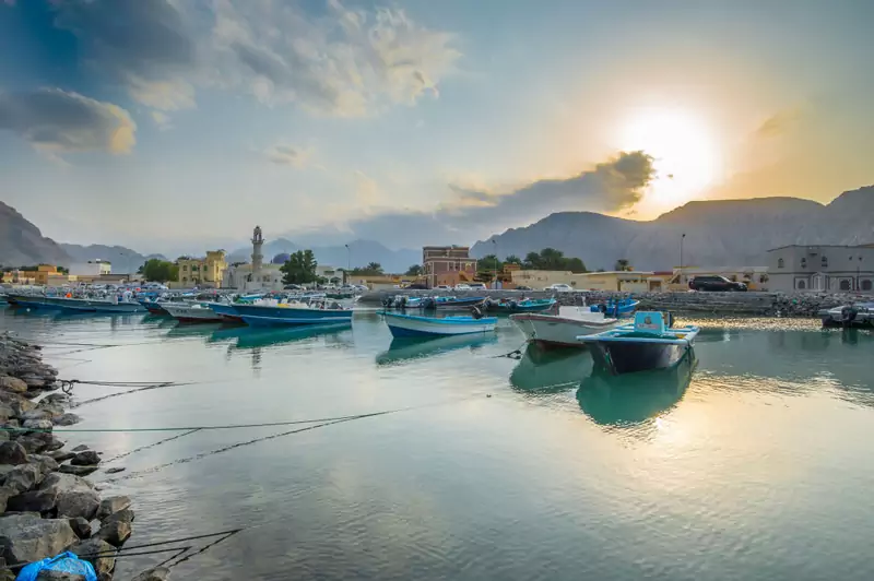 Khasab w Omanie to niewielkie, ale bardzo urokliwe miasteczko rybackie