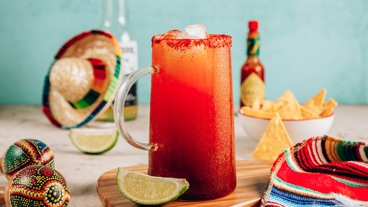 Meksykański napój na upalne dni. Uwaga — tylko na dorosłych!