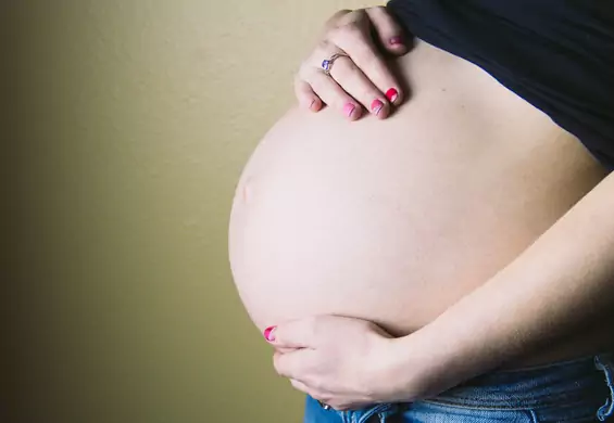 Pięć najdziwniejszych przesądów na temat ciąży. Które z nich znasz?