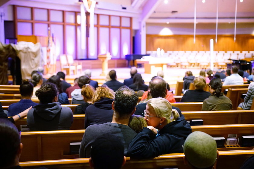 One dead, three injured in US synagogue shooting