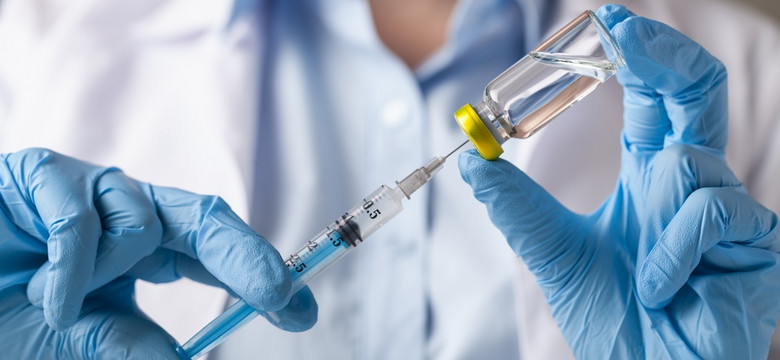 Jakie dane do szczepień może zebrać pracodawca? Kary za przekroczenie przepisów