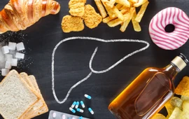 5-produktow-ktore-najbardziej-obciazaja-watrobe-najgorsze-dla-watroby