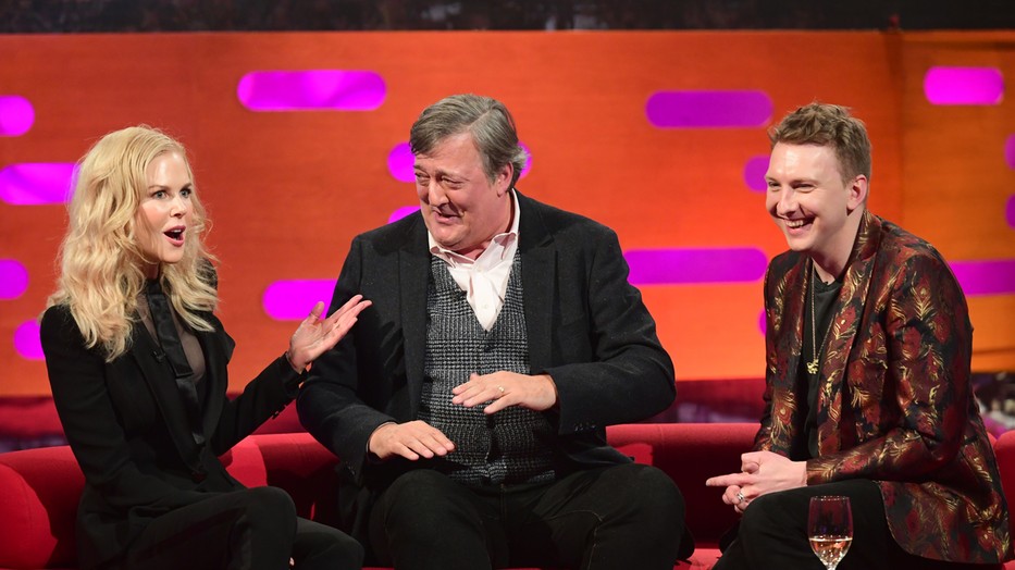 Joe Lycett (jobbra), angol humorista a BBC egyik televíziós adásában / Fotó: Ian West /PA Wire/PA Images