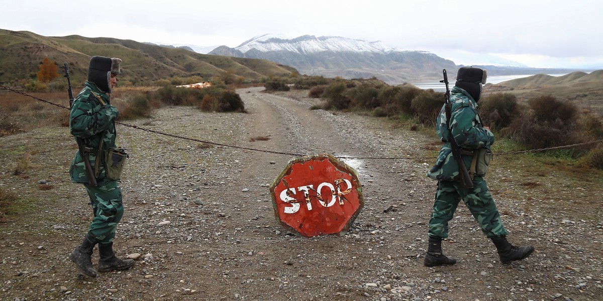 Armenia zaatakowana przez Azerbejdżan. Trwa ostrzał