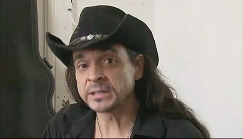 Mensonov sin: Metju Roberts