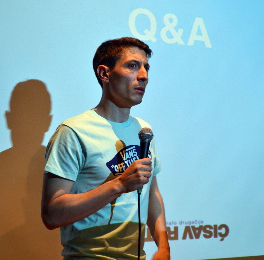 Prednosti i zamke marketinga: Petar Vasić kao predavač u Domu omladine