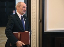 Wiesław Binienda w nowej komisji smoleńskiej. Macierewicz wskazał osoby, które zajmą się śledztwem