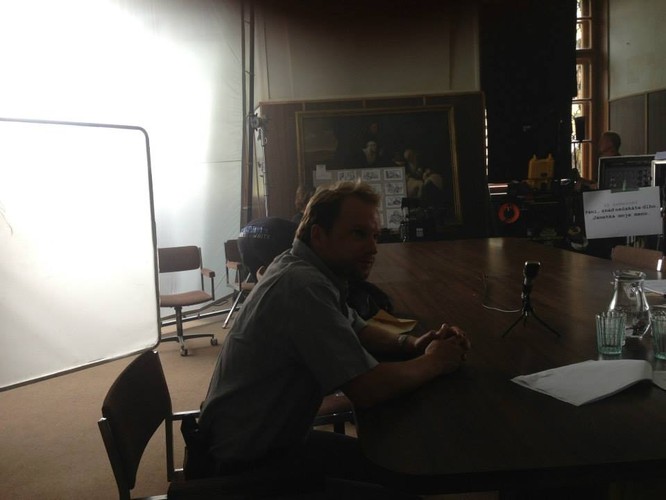 Maciej Stuhr na planie 'Czerwonego kapitana'