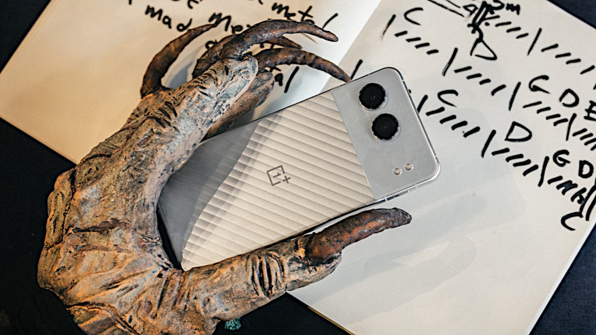 Ilyet még nem látott a világ! A Lordi zúzós metálzenét írt a OnePlus telefonról – videó