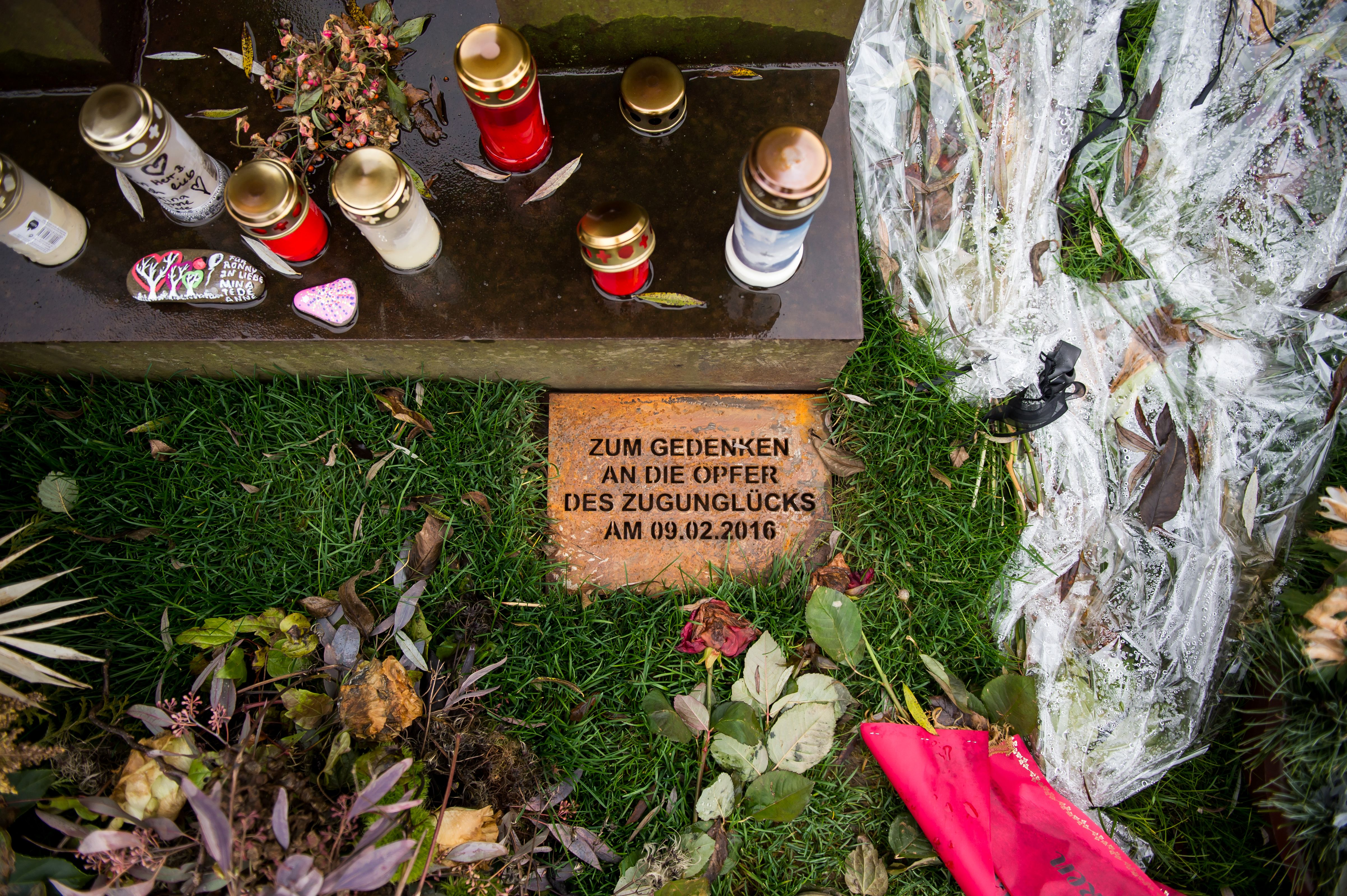 Zehn Jahre, zwölf Tote: Bayern erinnert an Zugunglück von Bad Aibling