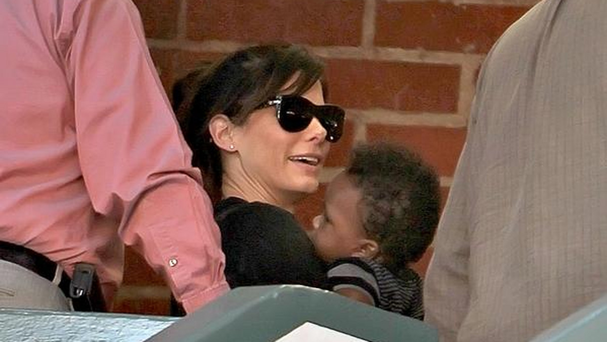 Sandra Bullock z synkiem Louisem