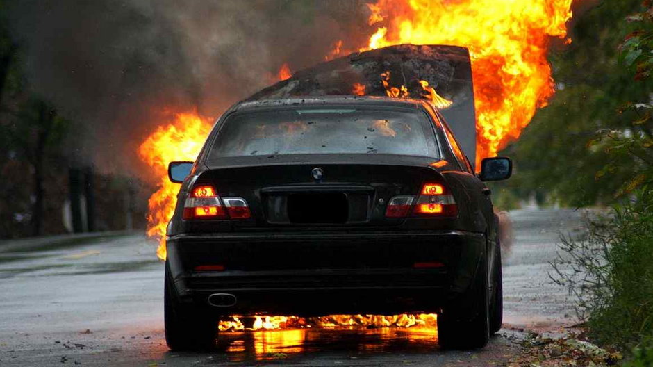 Zdjęcie ilustracyjne - płonący samochód BMW. Tony Webster/CC BY 2.0"