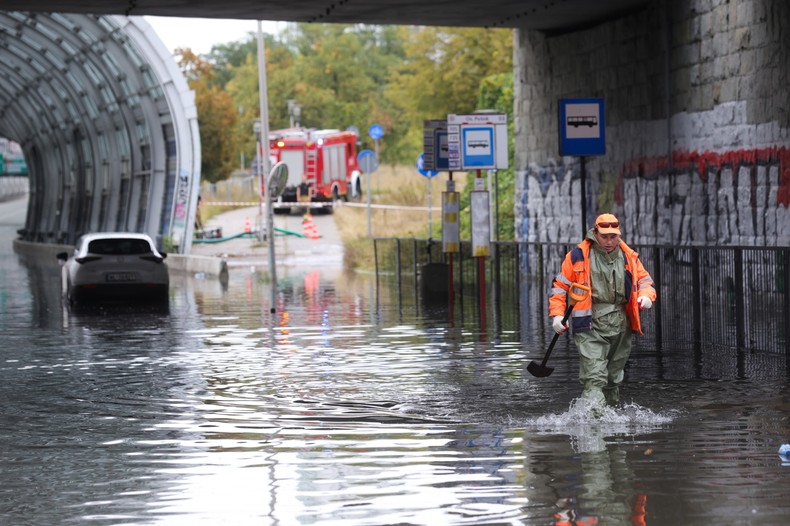 Warszawa została sparaliżowana. Zebrał się sztab kryzysowy