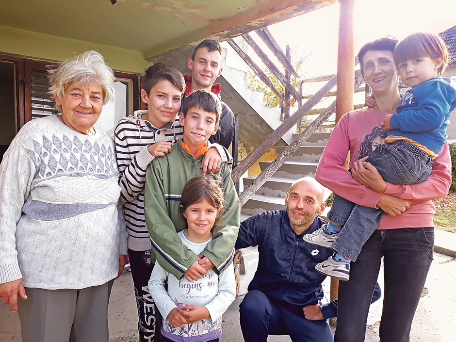 Tamara, Vukašin, Luka, Aleksandar i Nikola više nisu deca bez adrese