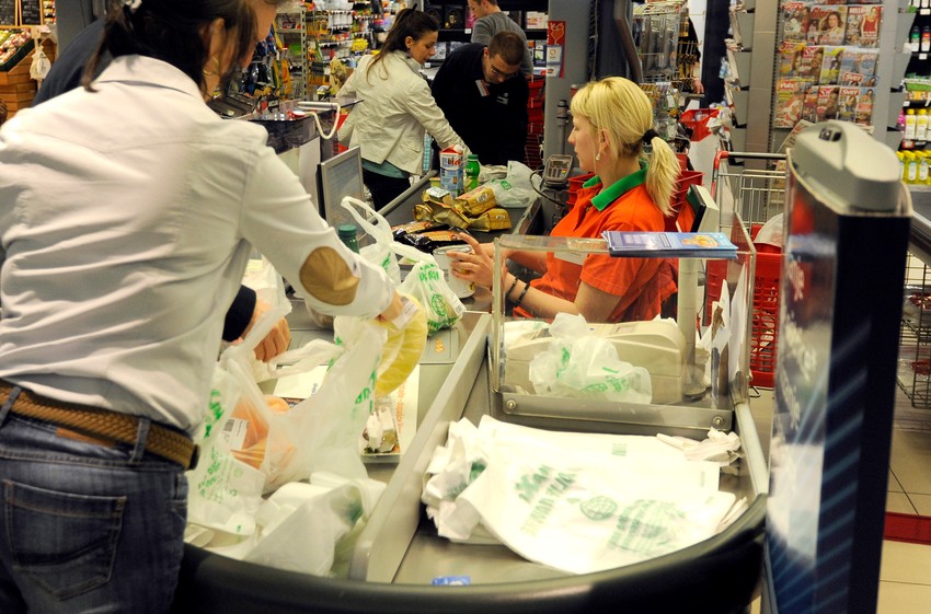 Cilj da se smanji upotreba plastičnih kesa na 90 po osobi godišnje