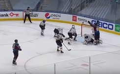 Gol w ostatniej sekundzie meczu zdecydował o porażce St. Louis Blues