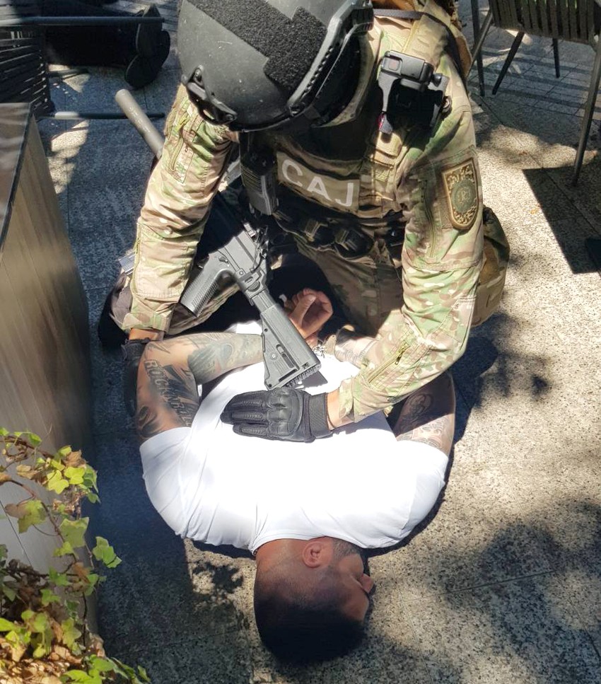 Hapšenje Šakića u centru Banjaluke. 