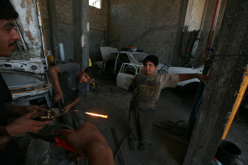 MIDEAST PALESTINIANS FEATURE PACKAGE CHILD LABOR