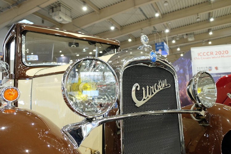 Targi Pojazdów Zabytkowych Retro Motor Show <br>fot. (zuz) PAP/Jakub Kaczmarczyk