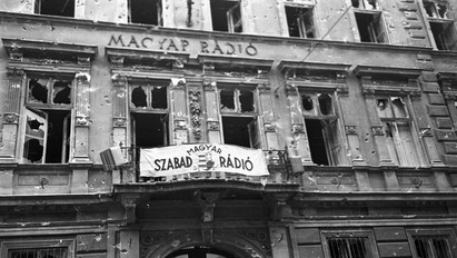 Létfontosságú szerepet töltött be egykoron, riporterei az ország kedvencei lettek: 95 éve szól már itthon a rádió – Összeállításunk visszarepíti a múltba