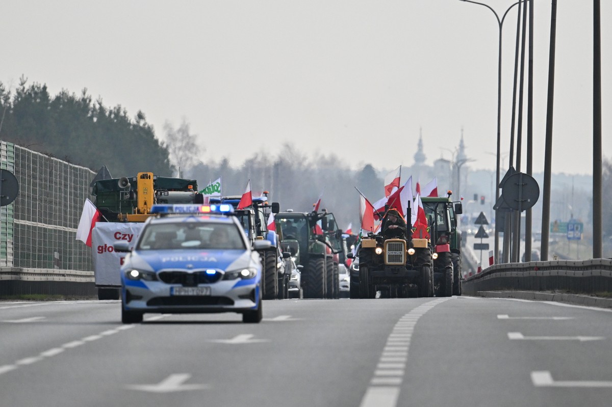 Protest rolników na drodze S7