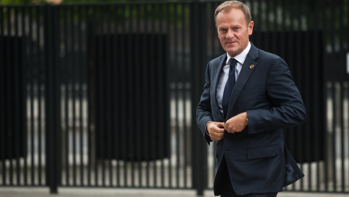 Donald Tusk będzie gościem wydania specjalnego programu "Tomasz Lis.". Przewodniczący Rady Europejskiej i redaktor naczelny "Newsweeka" spotkali się w Brukseli. Wywiad opublikujemy w dwóch częściach na Onecie.