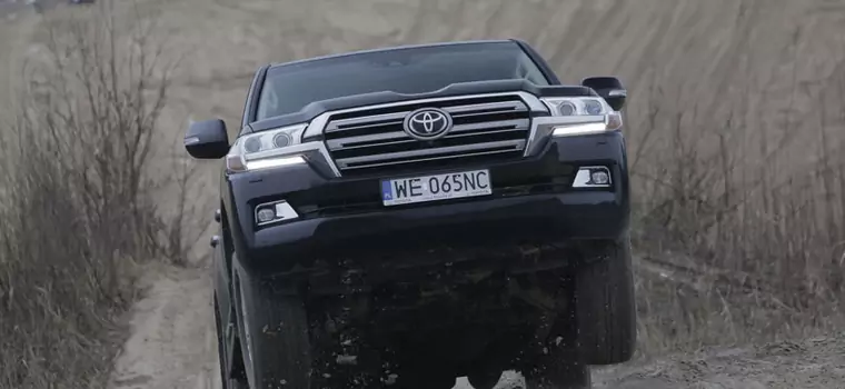 Toyota Land Cruiser V8 - zabili ją i wróciła!