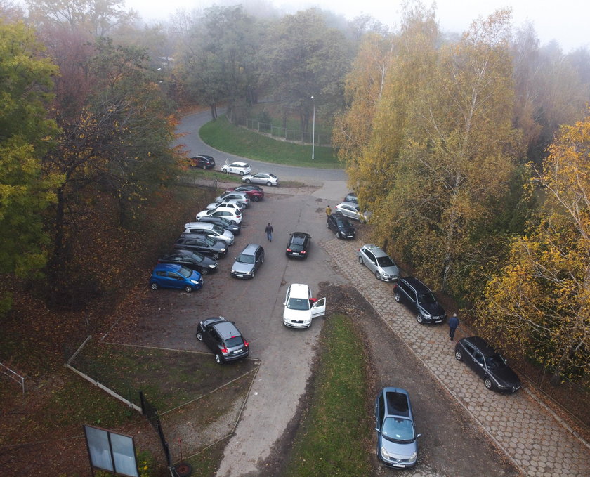 Prezydent Przemyśla nie zamknął cmentarzy. Tak to tłumaczy