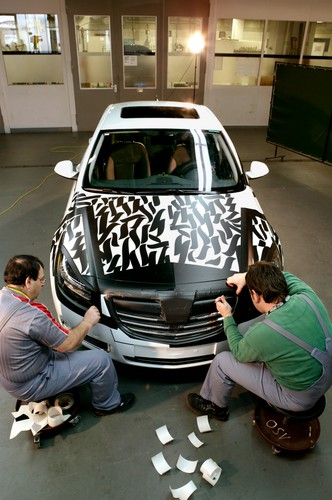 Na razie możemy go zobaczyć w maskujących barwach