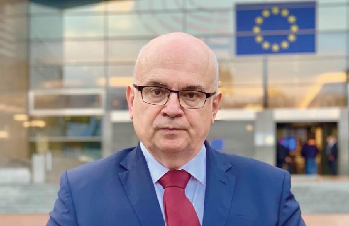 Wroński: Pakiet mobilności może wypchnąć z unijnego rynku słabszych przewoźników [WYWIAD]