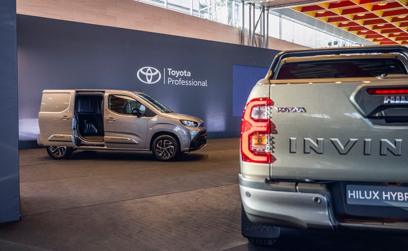 Toyota Proace City i Hilux