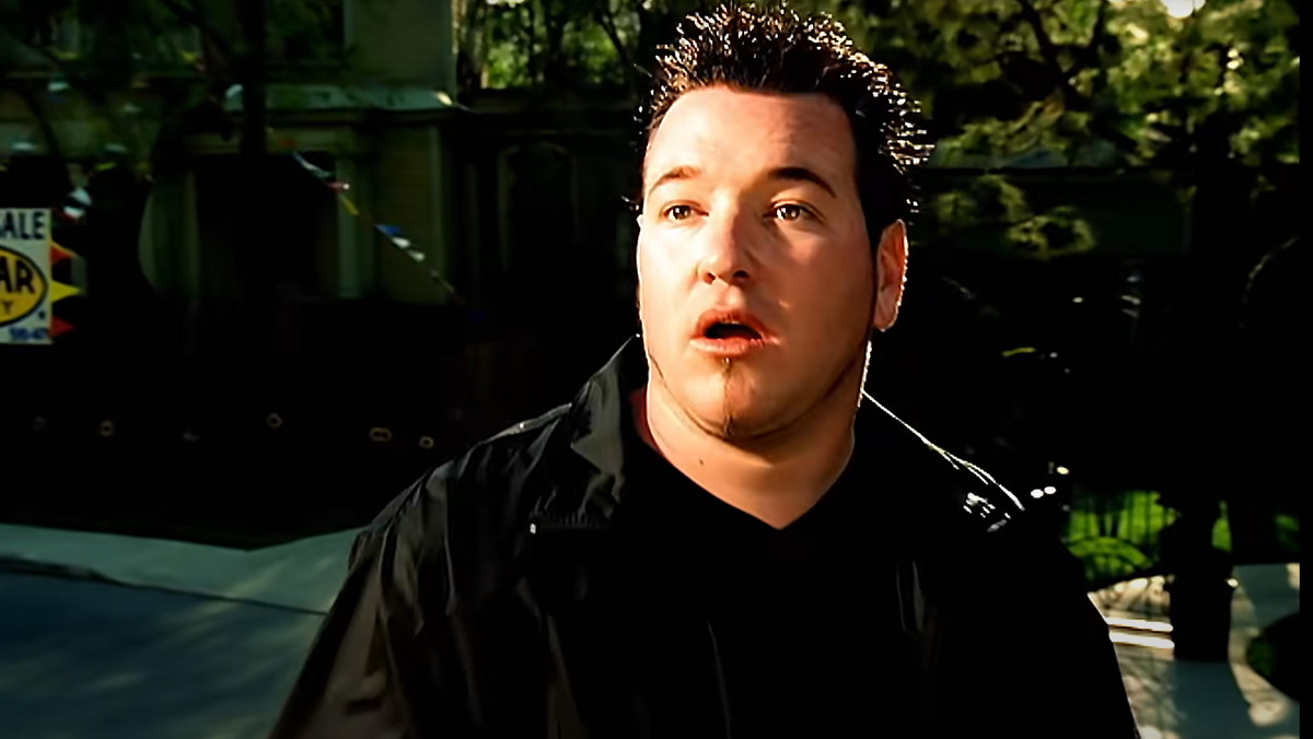 Stewe Harwell z zespołu Smash Mouth jest ciężko chory. Rokowania są złe