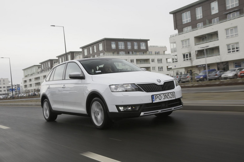 Skoda Rapid w mundurku