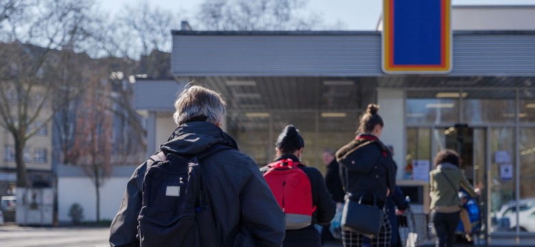 Polacy szturmują markety budowlane