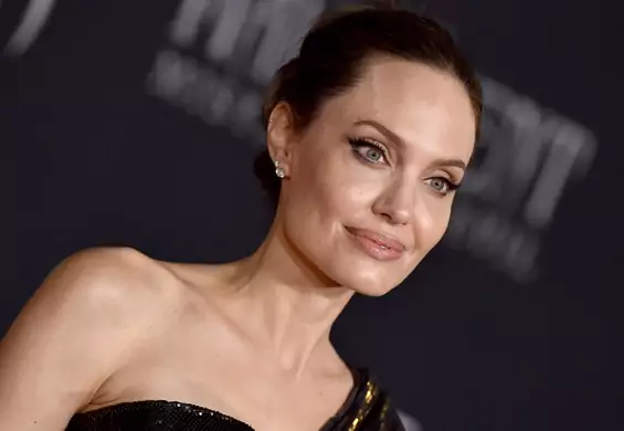 Angelina Jolie o sytuacji Iranek. "Kobiety nie potrzebują kontrolowania ich ciał"