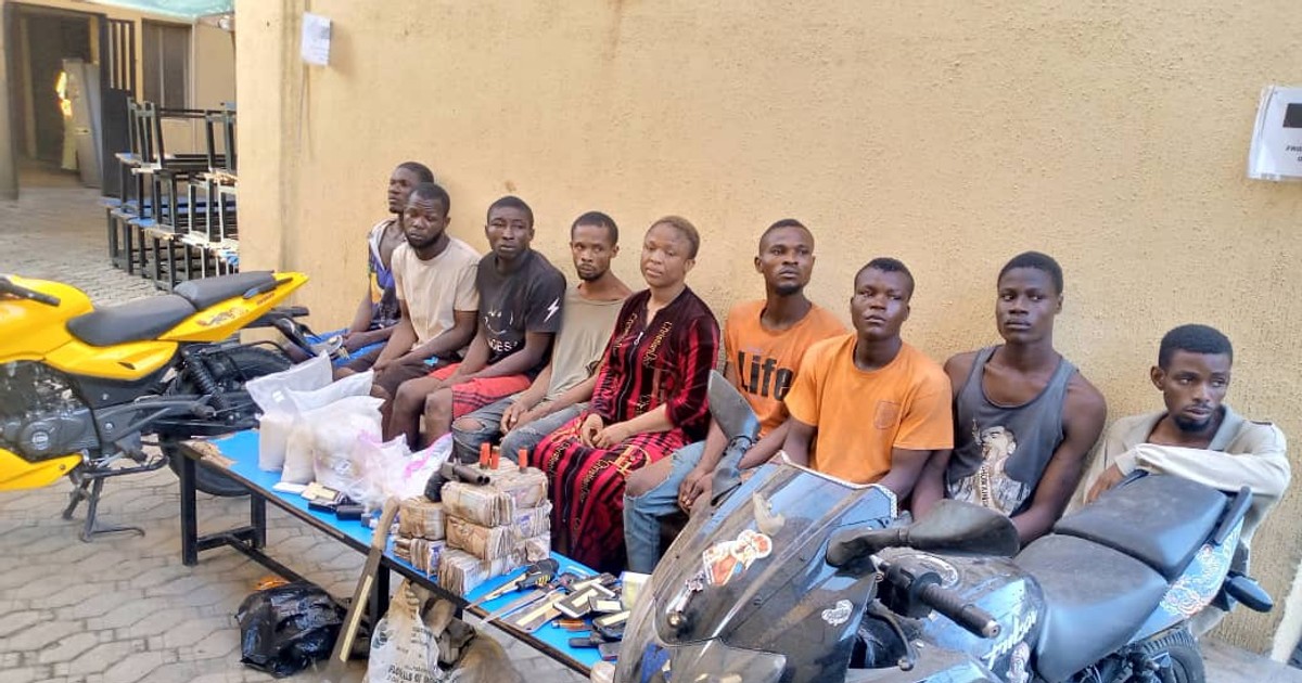 Police arrest 7 armed robbery suspects, recover arms in Lagos - Vimarsana News