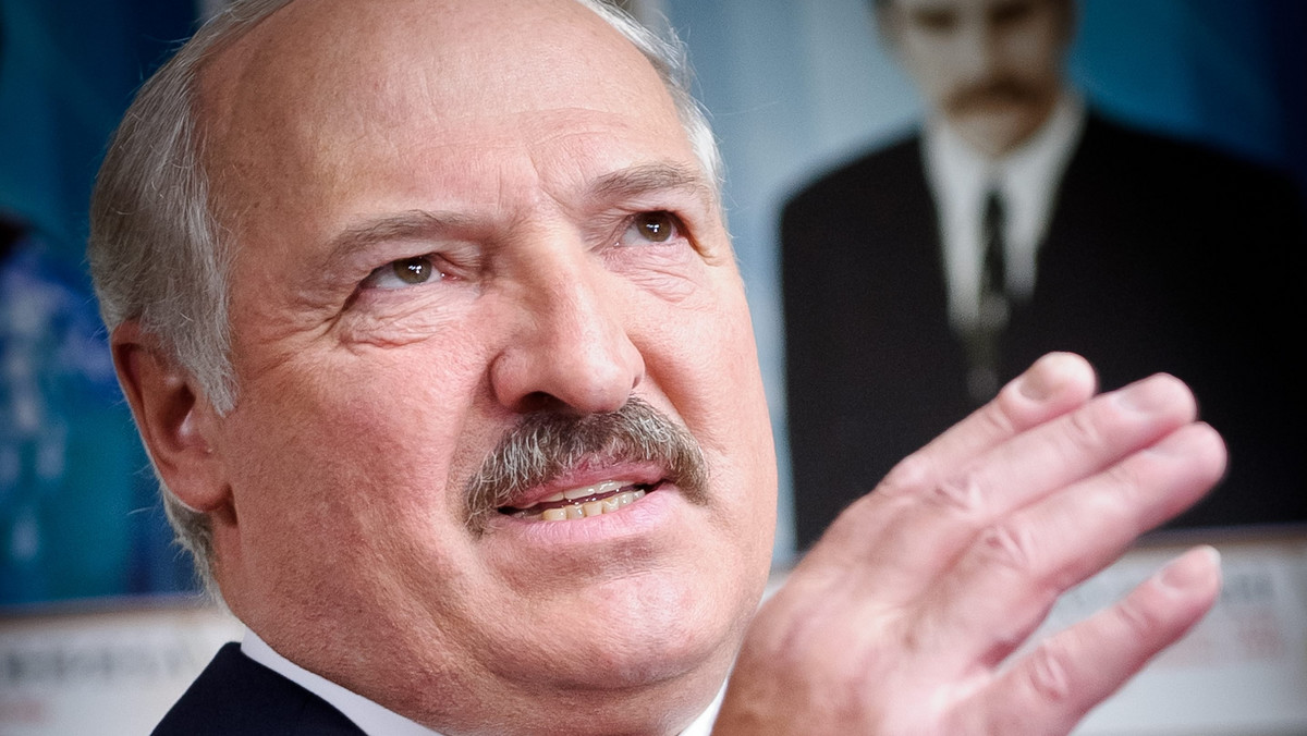 Białoruś jest w stanie zdecydowanie udaremnić wszelkie próby mieszania się w jej sprawy wewnętrzne – oświadczył w środę prezydent Alaksandr Łukaszenka na uroczystym posiedzeniu z okazji 70-lecia zwycięstwa w II wojnie światowej.