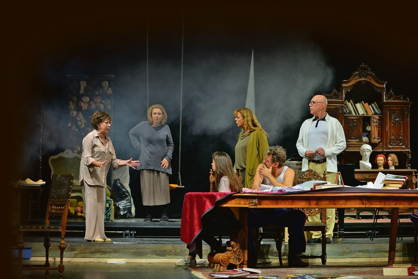 Predstava "Vrat od stakla"