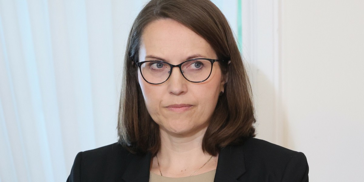 Minister finansów, Magdalena Rzeczkowska.