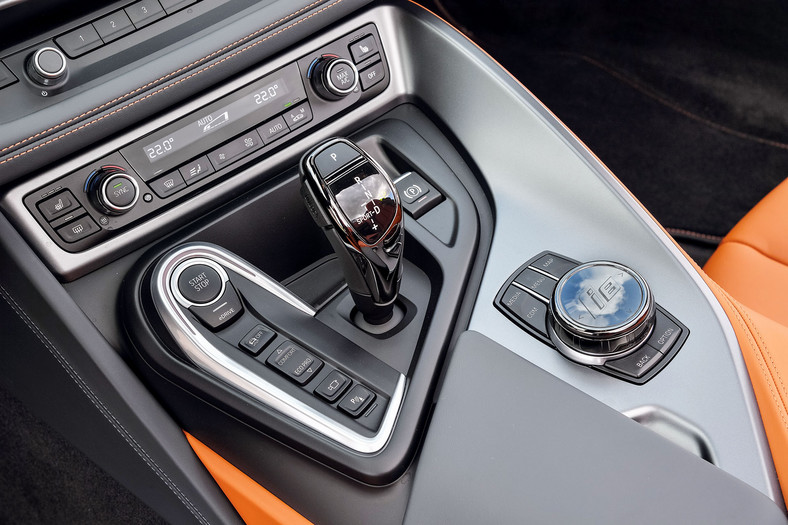 BMW i8 Roadster - tyle emocji i zero hałasu