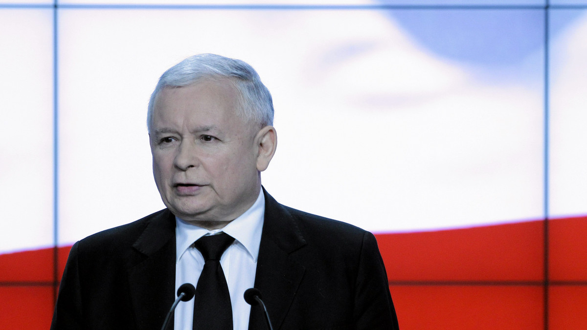 Jarosław Kaczyński powiedział w Radiu Maryja, że bez wyjaśnienia prawdy o katastrofie smoleńskiej nie da się zbudować dobrej Rzeczypospolitej Polskiej. Jego zdaniem jest wysoce prawdopodobne, że przyczyną tragedii był zamach.