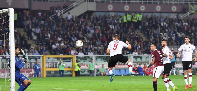 Liga włoska: Piątek strzelił gola, ale AC Milan przegrał z Torino [WIDEO]