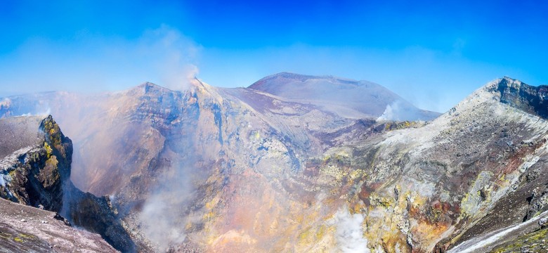 Przebudził się wulkan Etna na Sycylii