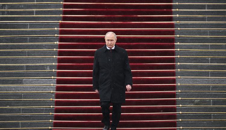 Putin okrzyknięty imperatorem". Ultranacjonaliści wiążą z nim wielkie nadzieje