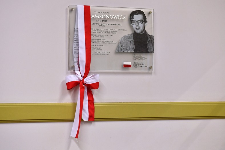 Tablica upamiętniająca Jana Samsonowicza. Gdański Uniwersytet Medyczny