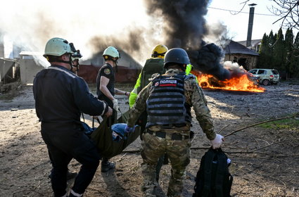 Rosjanie atakują infrastrukturę energetyczną Ukrainy. "Obiekty poważnie uszkodzone"