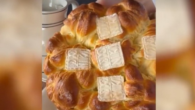 Najbolji recept za SLAVSKI KOLAČ: Ovo je najbrži i najlepši način pripreme, testo je meko, a ukrasi spektakularni!