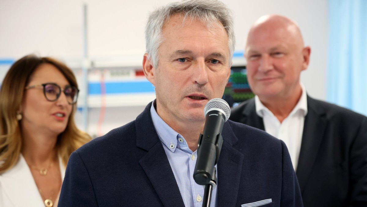 Radny PO Paweł Lech zawieszony w prawach członka partii za wizyty w TV Republika [Źródło: Onet]