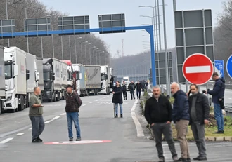 Putevi Srbije: Blokade teretnog saobraćaja na 22 granična prelaza